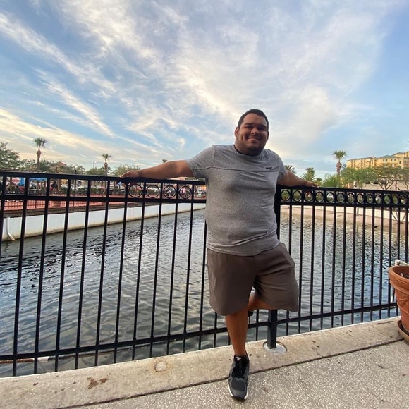 Meet your Posher, Miguel - Picture 1 of 1